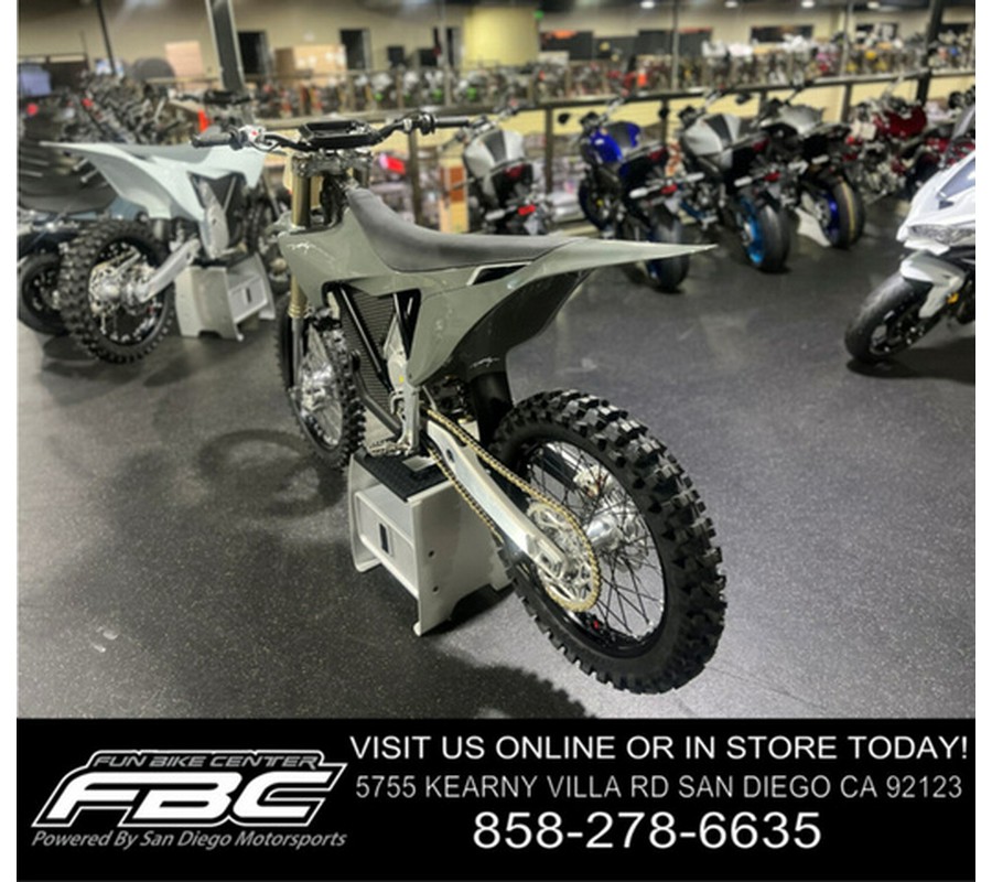 2024 Stark VARG Alpha MX 19"_80HP