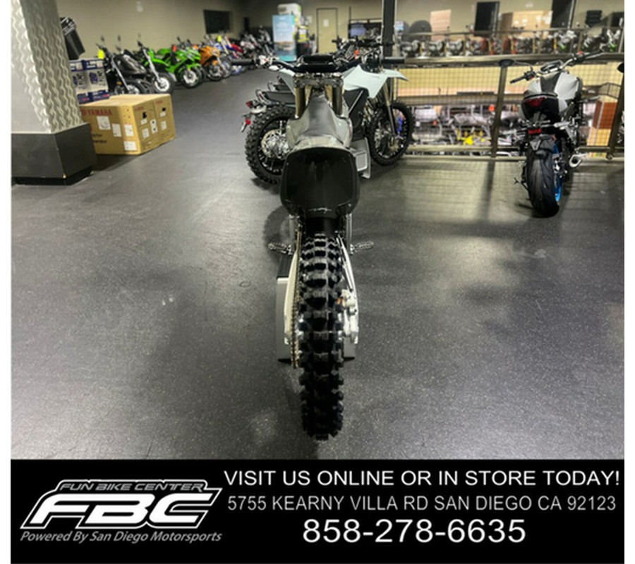 2024 Stark VARG Alpha MX 19"_80HP