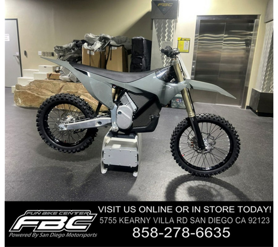 2024 Stark VARG Alpha MX 19"_80HP