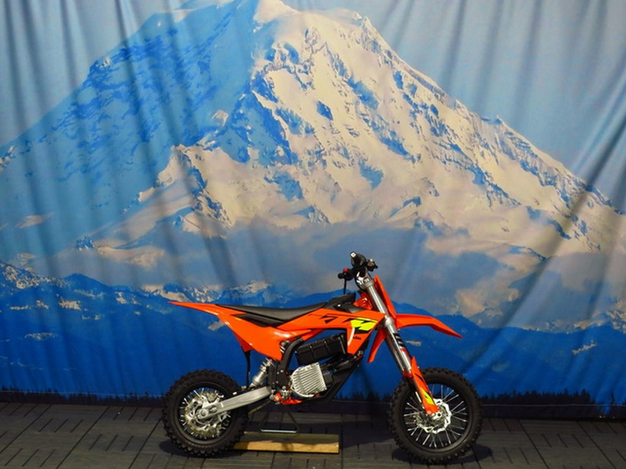 2026 KTM SX E 5