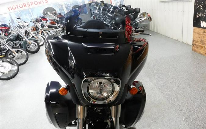 2021 Indian Roadmaster Limited Thunder Black Azure Crystal