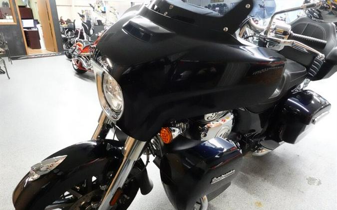 2021 Indian Roadmaster Limited Thunder Black Azure Crystal