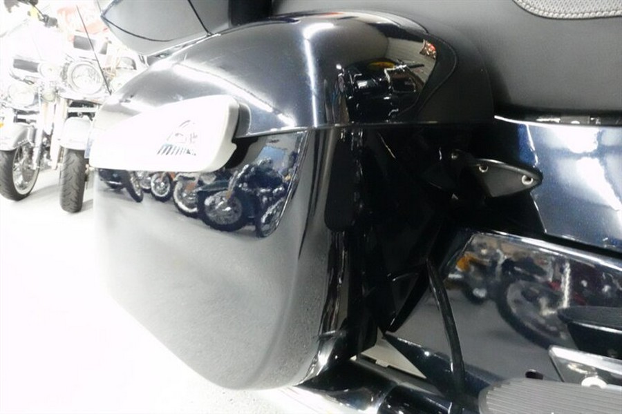 2021 Indian Roadmaster Limited Thunder Black Azure Crystal