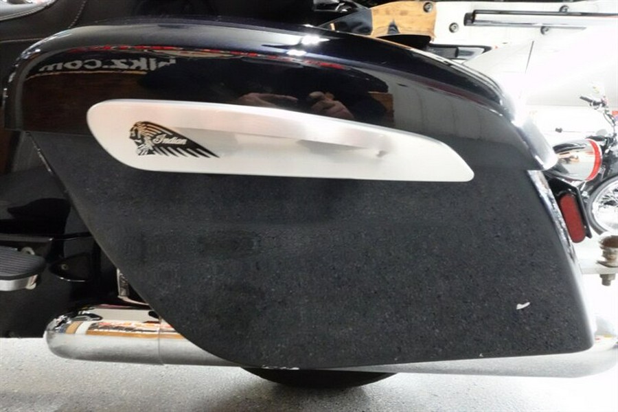 2021 Indian Roadmaster Limited Thunder Black Azure Crystal