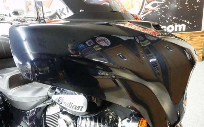 2021 Indian Roadmaster Limited Thunder Black Azure Crystal