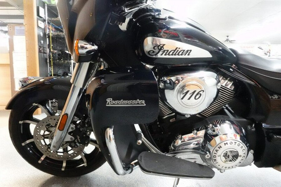 2021 Indian Roadmaster Limited Thunder Black Azure Crystal
