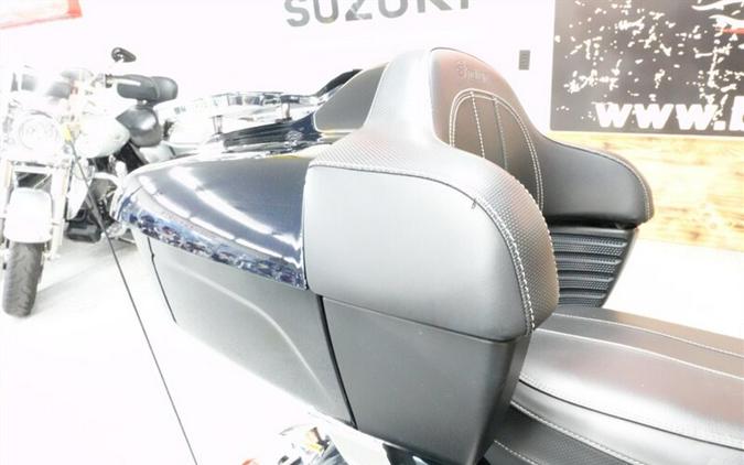 2021 Indian Roadmaster Limited Thunder Black Azure Crystal