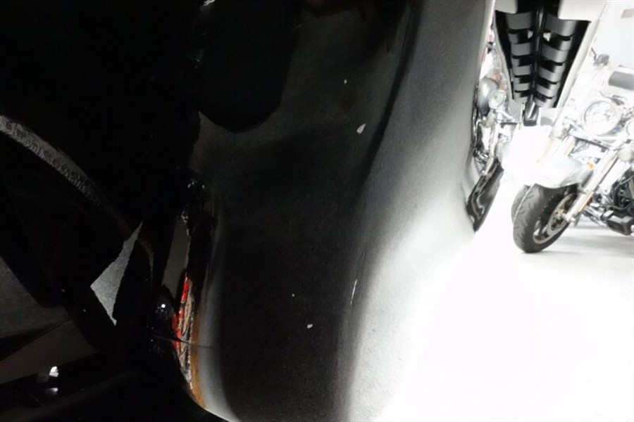 2021 Indian Roadmaster Limited Thunder Black Azure Crystal