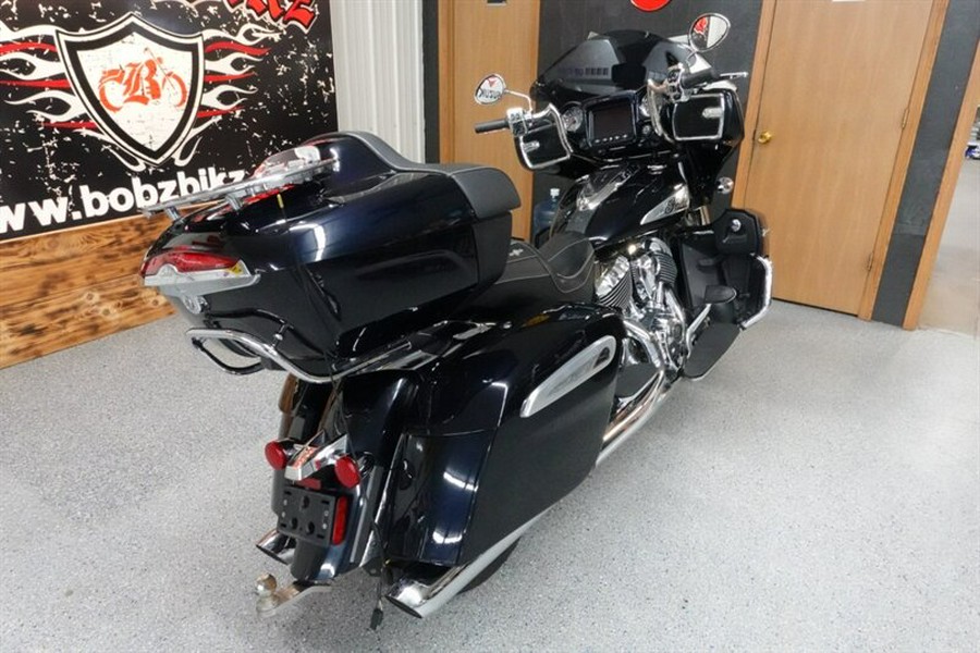 2021 Indian Roadmaster Limited Thunder Black Azure Crystal