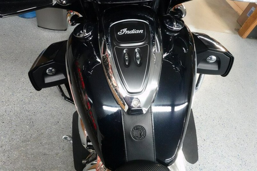 2021 Indian Roadmaster Limited Thunder Black Azure Crystal