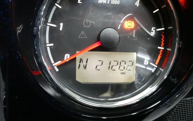 2021 Indian Roadmaster Limited Thunder Black Azure Crystal