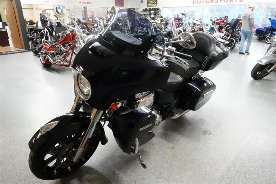 2021 Indian Roadmaster Limited Thunder Black Azure Crystal