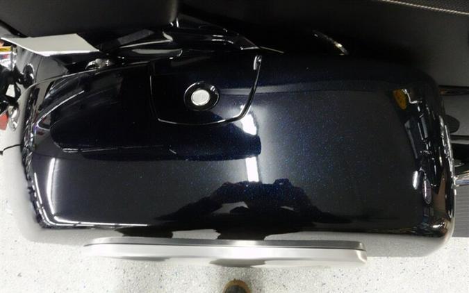 2021 Indian Roadmaster Limited Thunder Black Azure Crystal