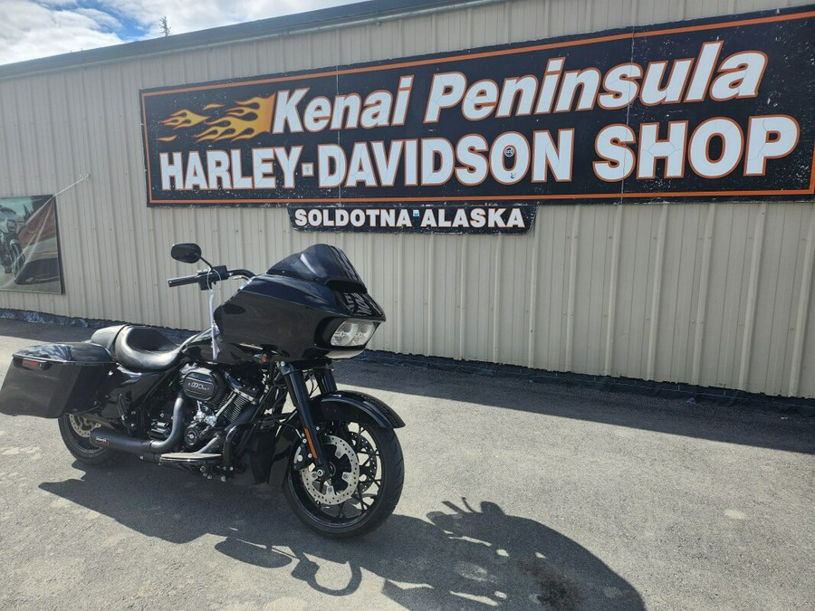2021 Harley-Davidson® Road Glide® Special