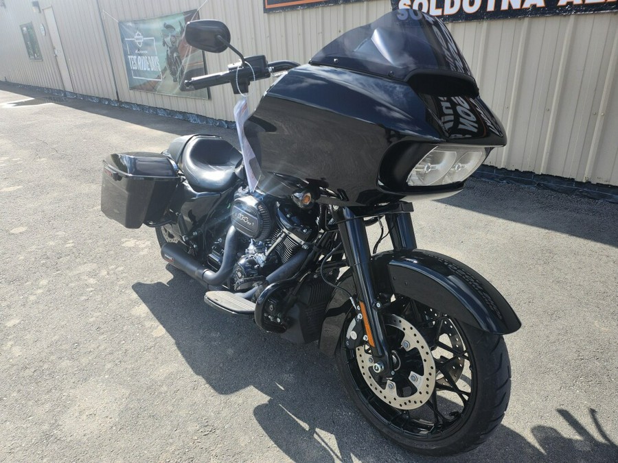 2021 Harley-Davidson® Road Glide® Special