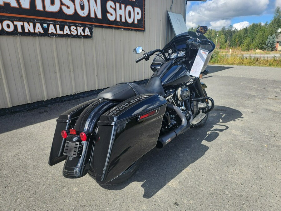 2021 Harley-Davidson® Road Glide® Special