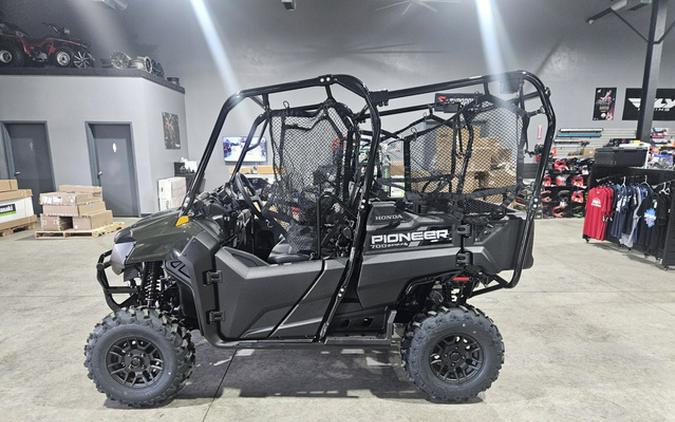2026 Honda Pioneer 700-4 Deluxe