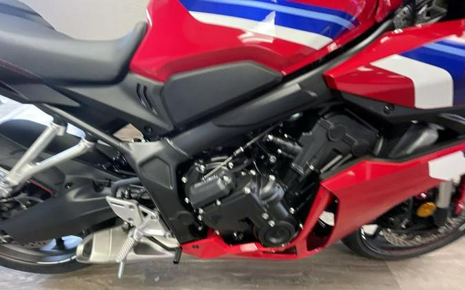 2026 Honda® CBR650R E-Clutch