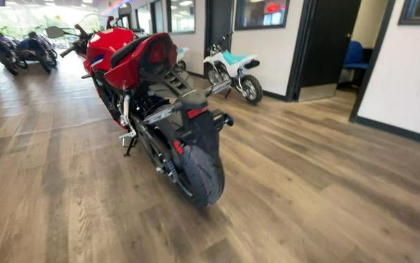 2026 Honda® CBR650R E-Clutch