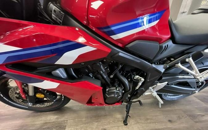 2026 Honda® CBR650R E-Clutch
