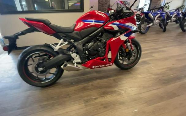 2026 Honda® CBR650R E-Clutch