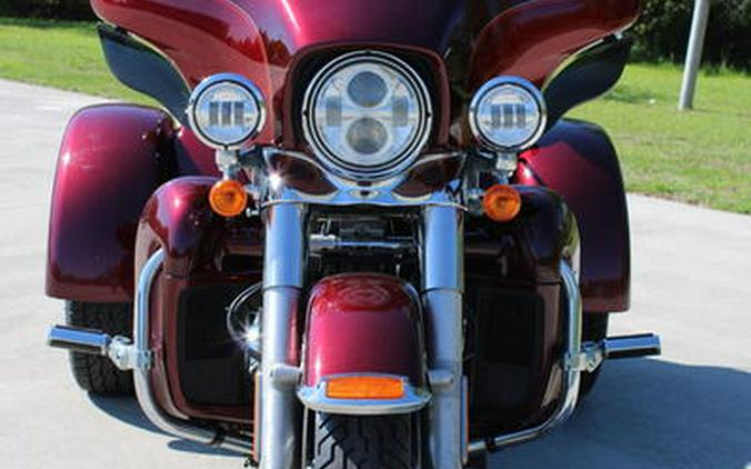 2017 Harley-Davidson® FLHTCUTG - Tri Glide® Ultra