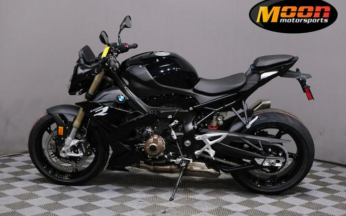 2024 BMW S 1000 R Black Storm Metallic