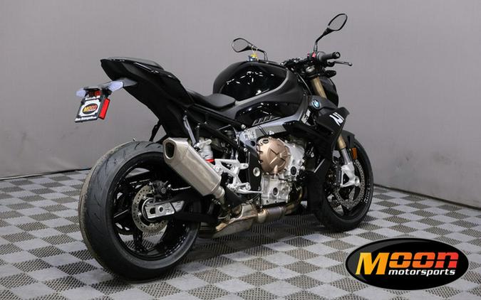 2024 BMW S 1000 R Black Storm Metallic