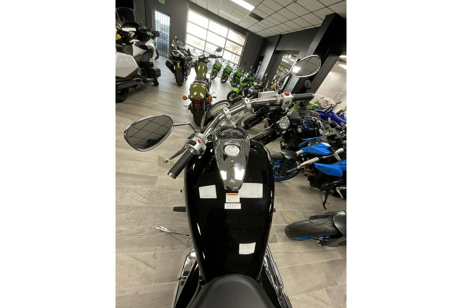 2025 Suzuki Boulevard M109R