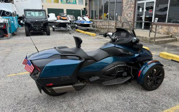 2022 Can-Am Spyder RT