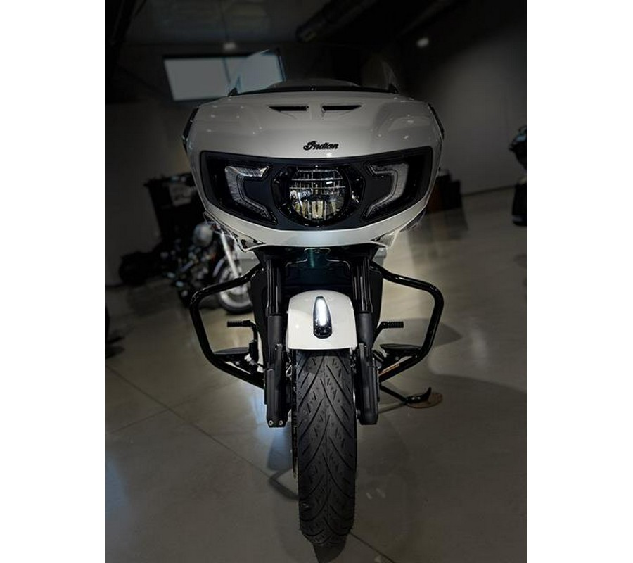2026 Indian Motorcycle Challenger® Dark Horse® 112 with PowerBand Audio Package