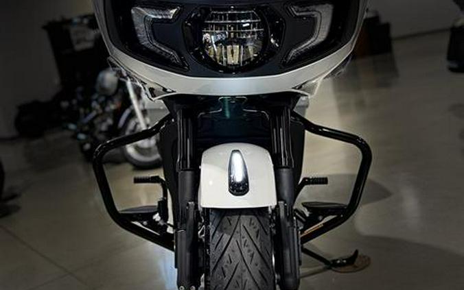 2026 Indian Motorcycle Challenger® Dark Horse® 112 with PowerBand Audio Package