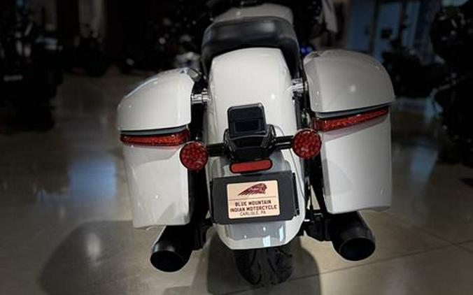2026 Indian Motorcycle Challenger® Dark Horse® 112 with PowerBand Audio Package