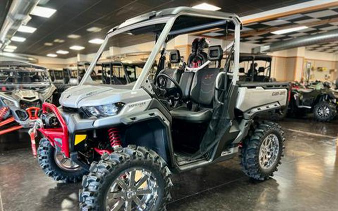 2024 Can-Am Defender X MR HD10