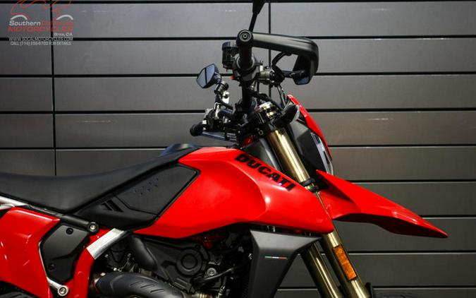 2024 Ducati Hypermotard 698 Mono Red