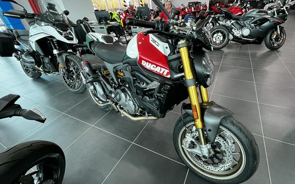 2024 Ducati Monster