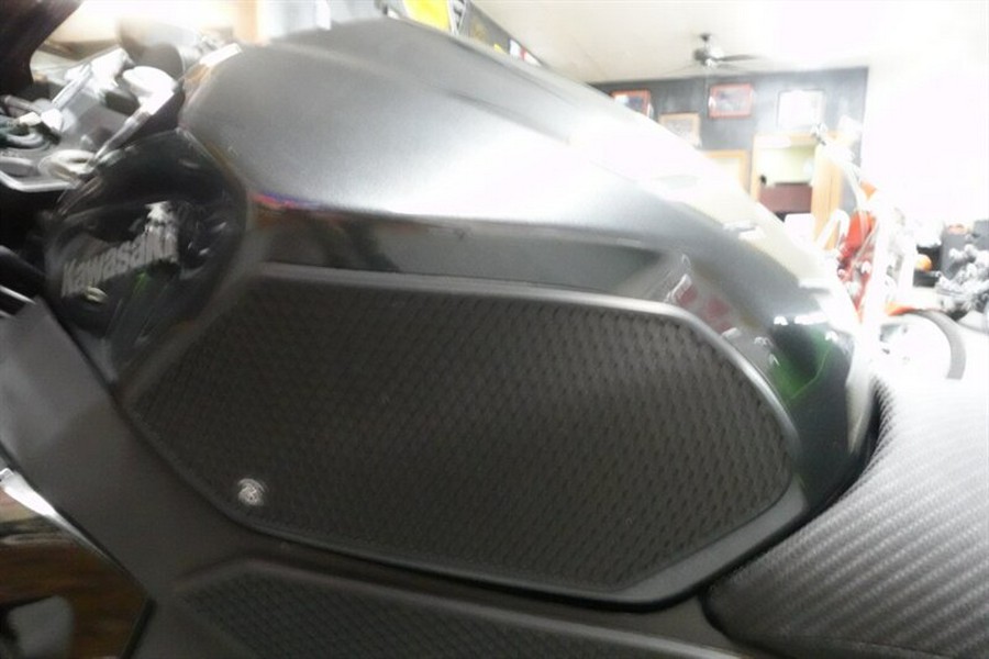 2023 Kawasaki Ninja 400 ABS