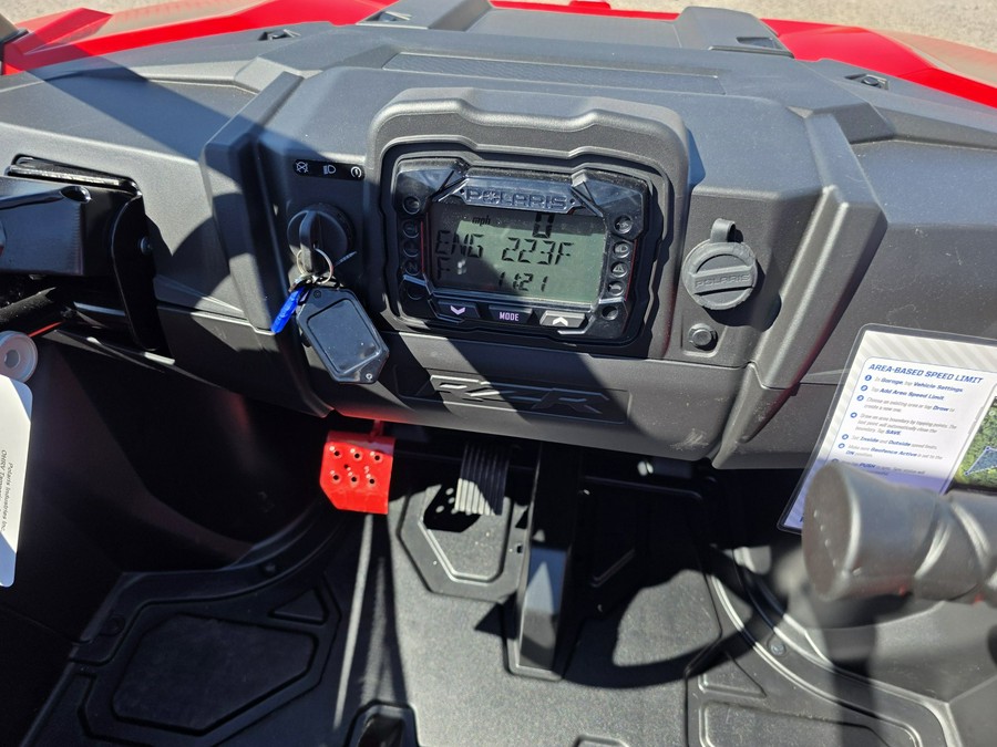 2026 Polaris RZR 200 EFI