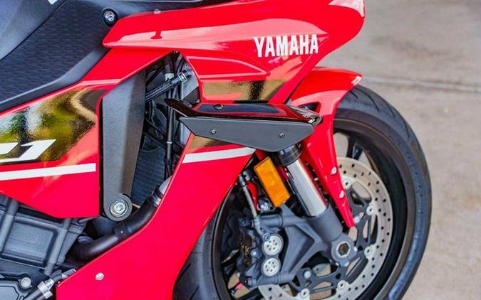 2019 Yamaha YZF R1