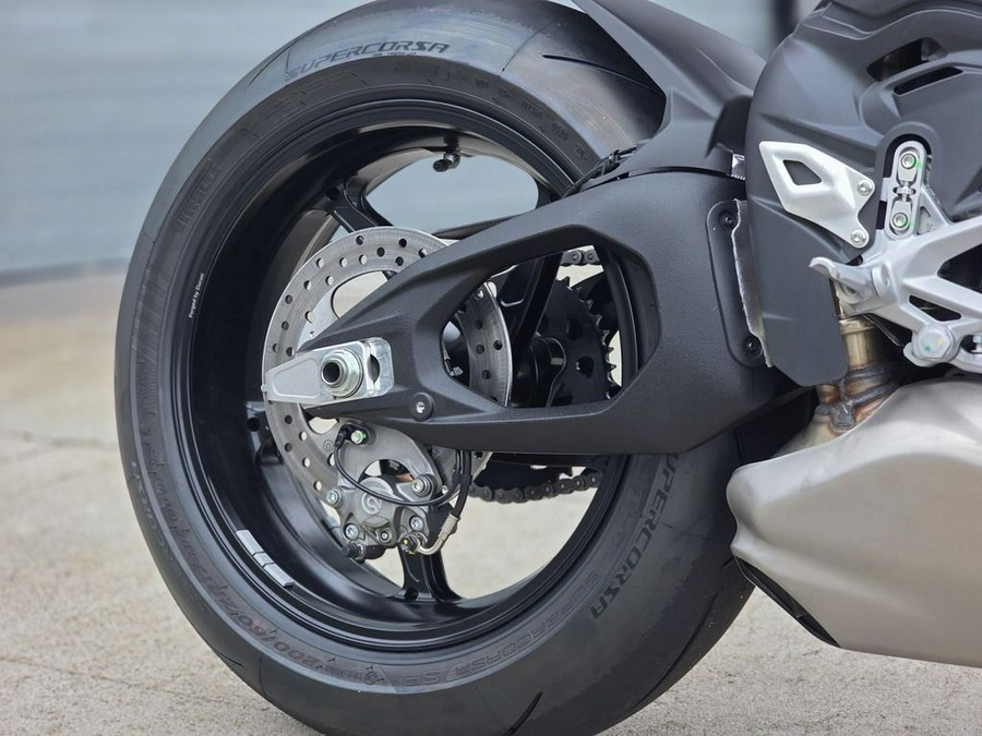 2026 Ducati Panigale V4 R