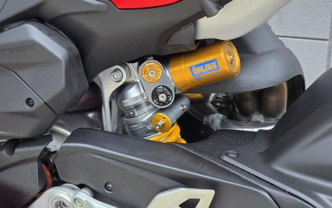 2026 Ducati Panigale V4 R