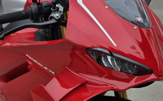 2026 Ducati Panigale V4 R