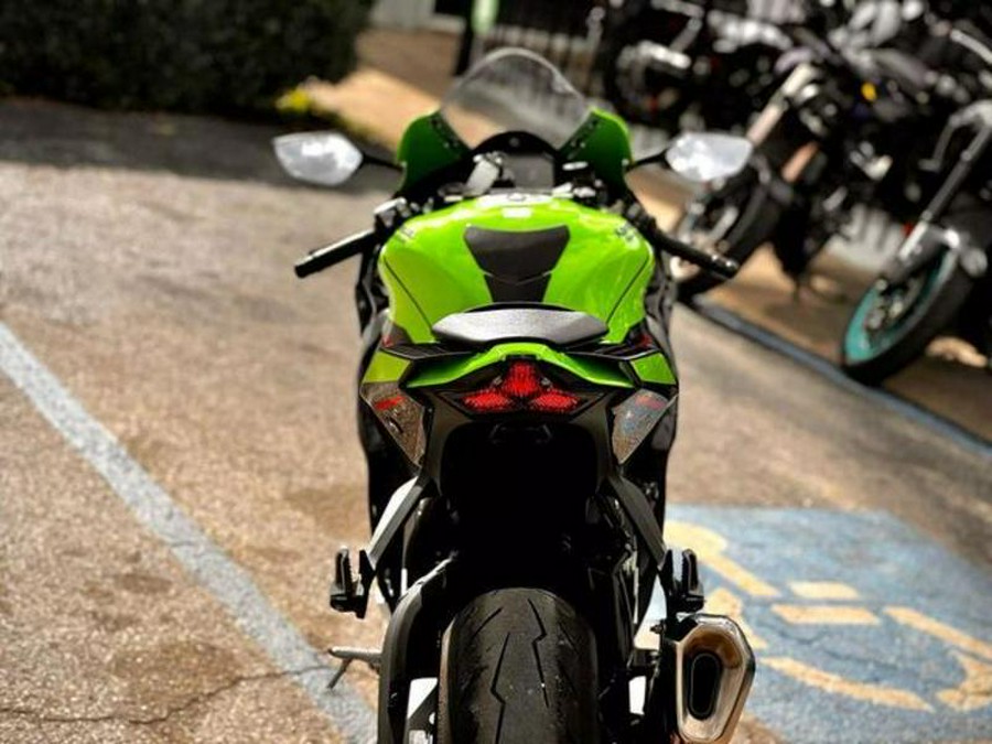 2022 Kawasaki Ninja® ZX™-10R ABS KRT Edition