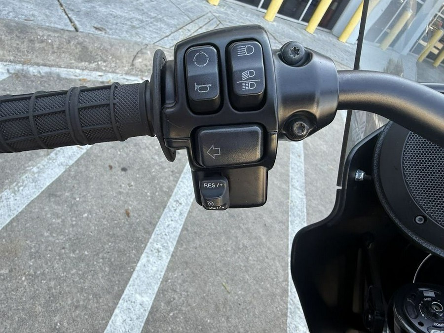 2017 Harley-Davidson® FXDLS - Low Rider® S