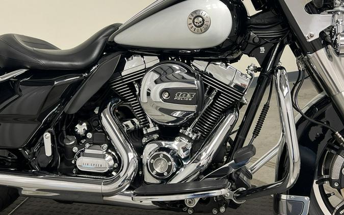 2014 Harley-Davidson ROAD KING POLICE BIKE (FLHP) ROAD KING POLICE BIKE
