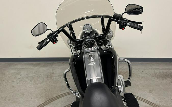 2014 Harley-Davidson ROAD KING POLICE BIKE (FLHP) ROAD KING POLICE BIKE