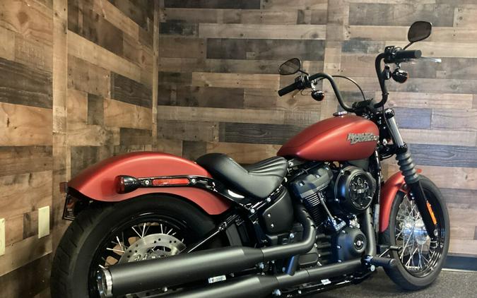 2019 Harley-Davidson Street Bob Wicked Red Denim FXDB