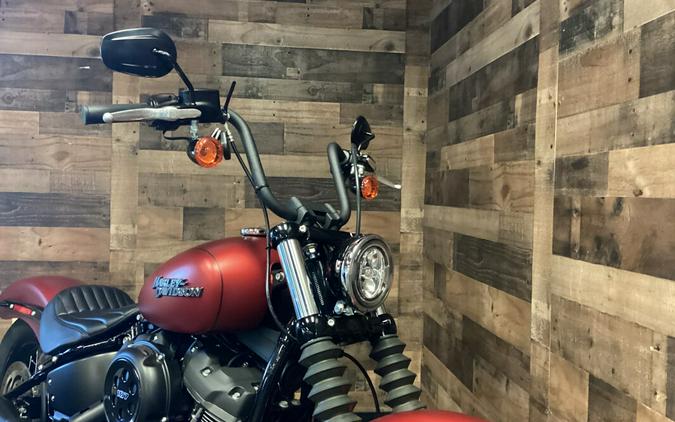 2019 Harley-Davidson Street Bob Wicked Red Denim FXDB
