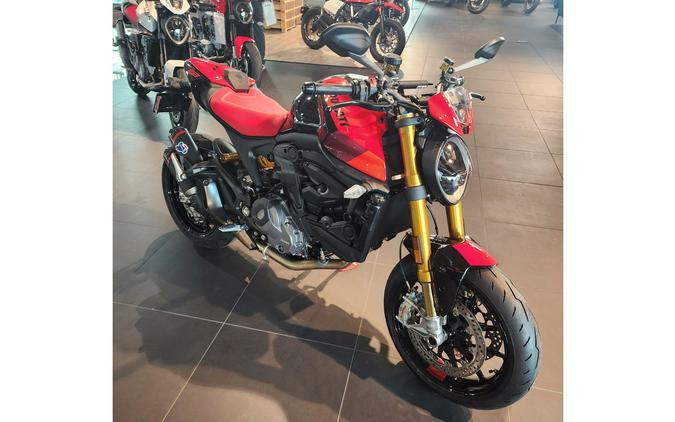 2024 Ducati Monster SP