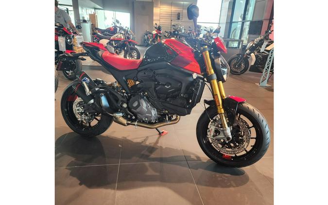 2024 Ducati Monster SP